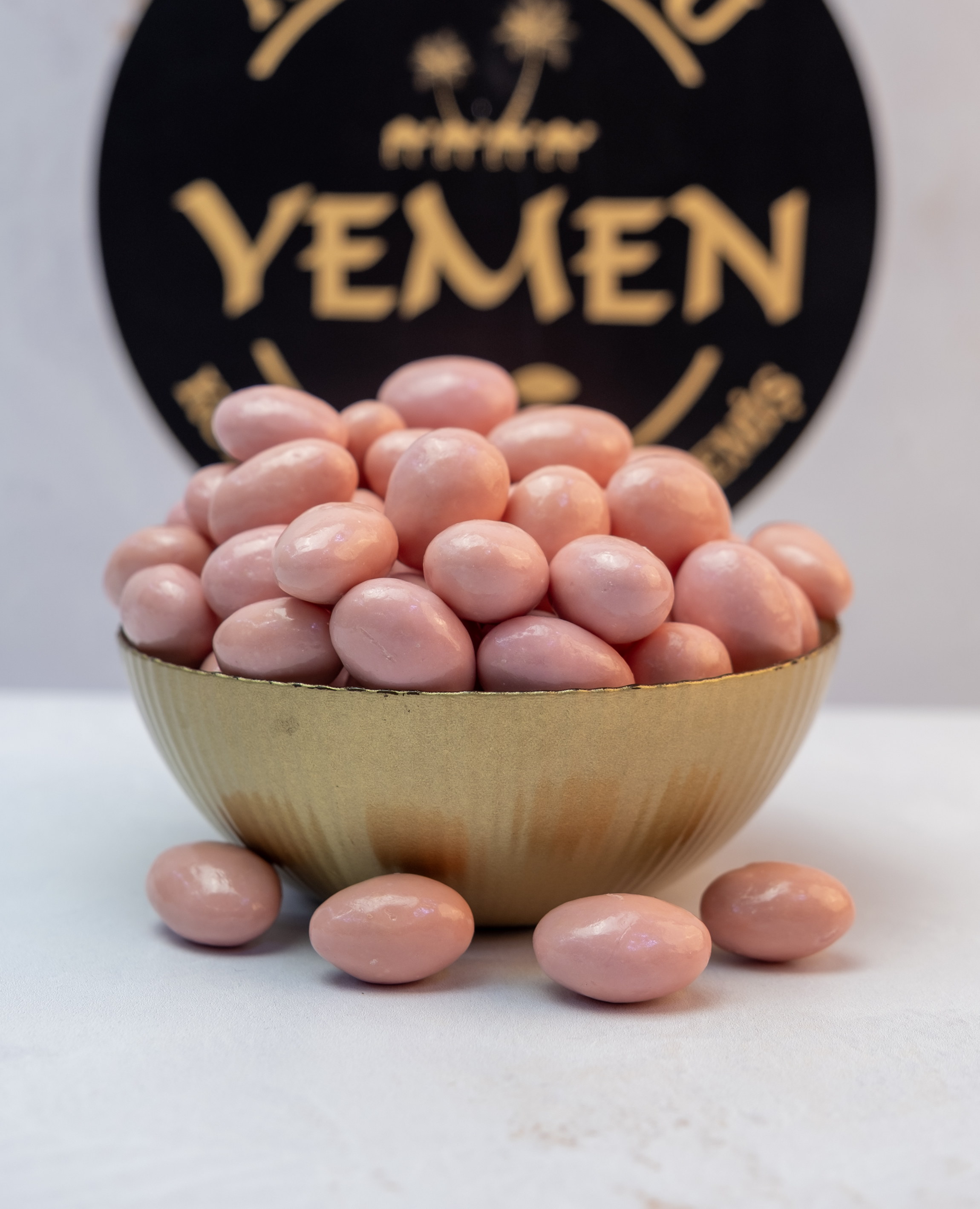 Çilek Aromalı Badem Draje